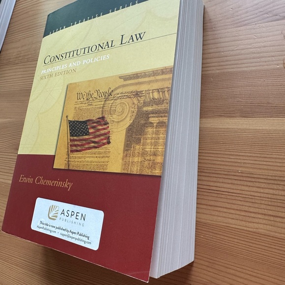 Like new -Constitutional Law: Principles and Polices
Book by Erwin Chemerinsky - Picture 3 of 5